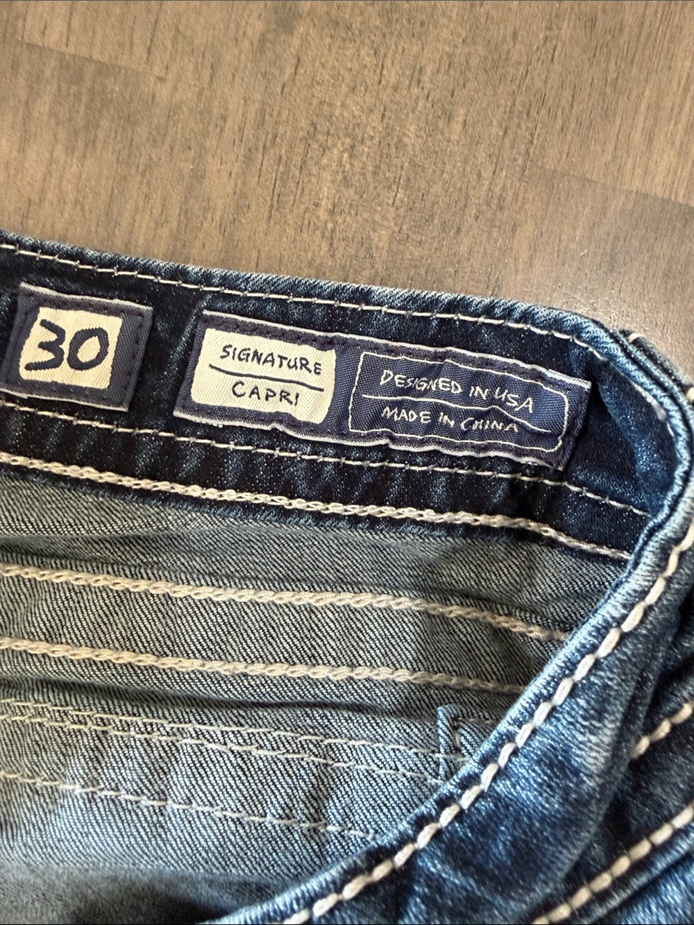 Vintage Y2K Miss Me Embellished Dark Blue Denim Daisy dukes Cuffed Shorts - Picture 7 of 7